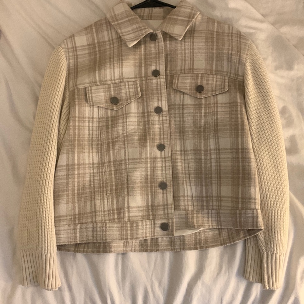Splendid jacket with knit sleeves